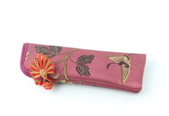 Glasses Case Made of Cloth with National Flowers and Knot E